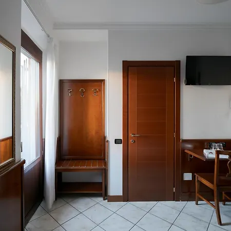 Hotel Ungheria 1946 Varese