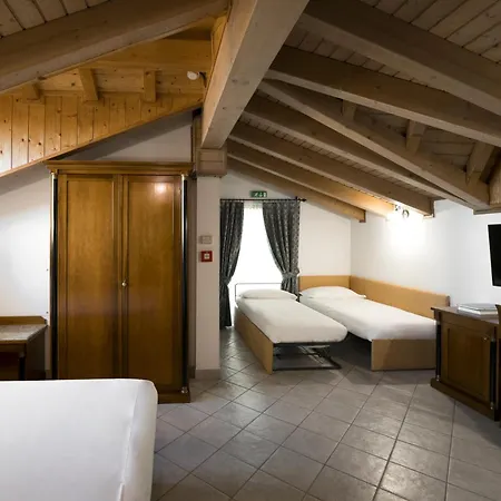 Hotel Ungheria 1946 3*